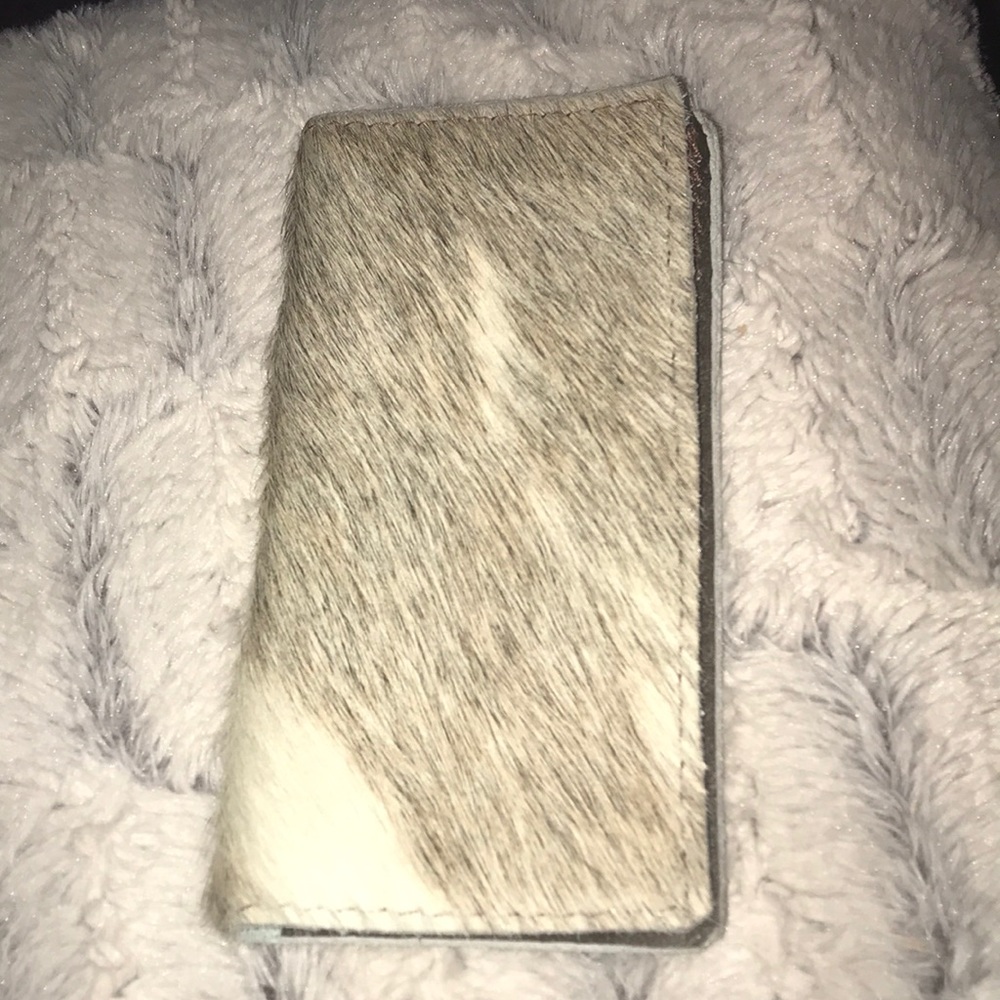 NWOT Cowhide Wallet